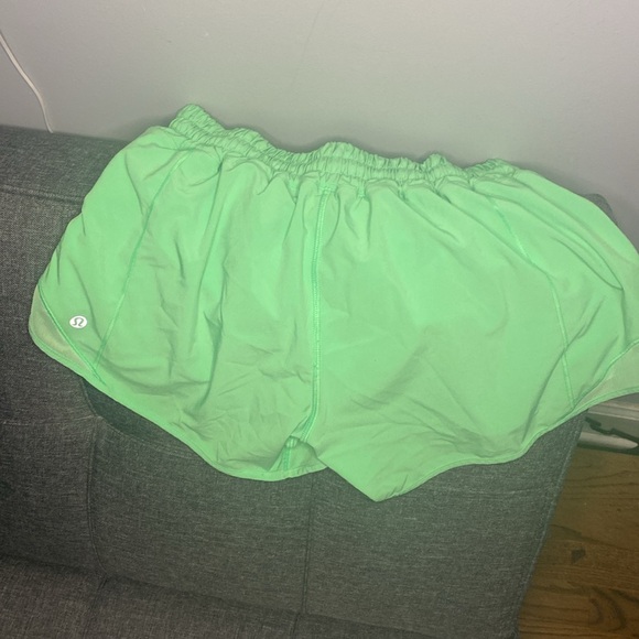 Lulu shorts - Picture 4 of 6